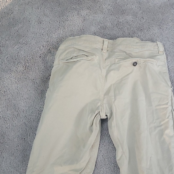 American eagle khakis like new - Picture 2 of 4